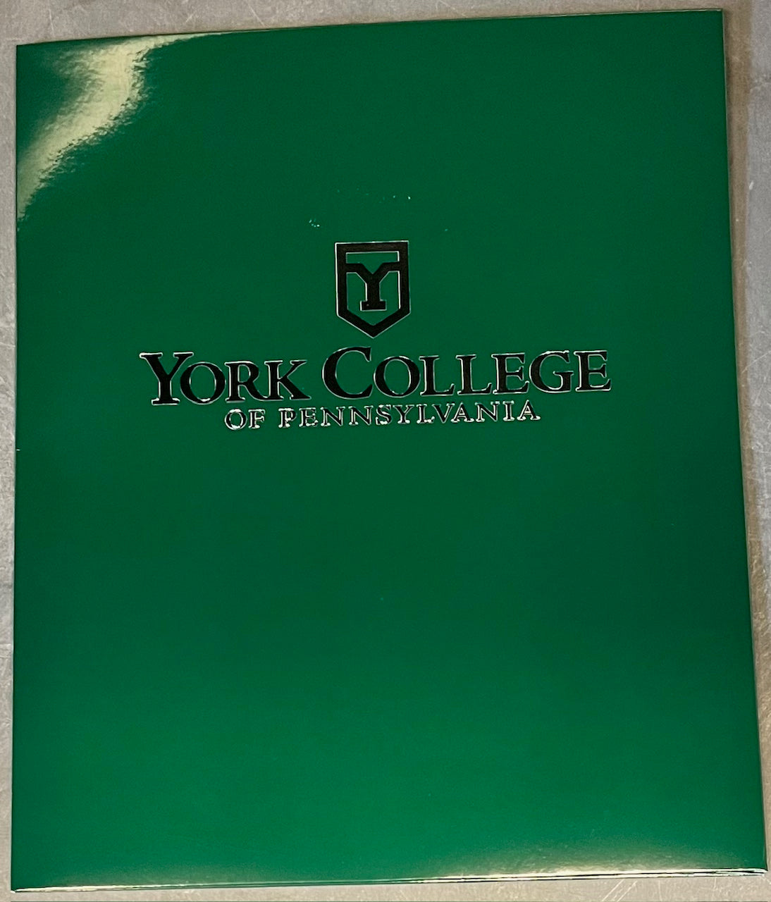 Folder: York College Imprinted w/Pockets